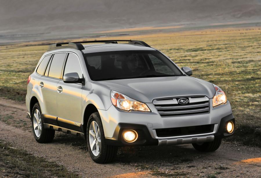  Subaru Outback 2013 года  (фото 24 из 29)